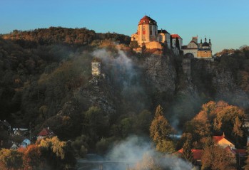MAJÓWKA CZECHY-AUSTRIA